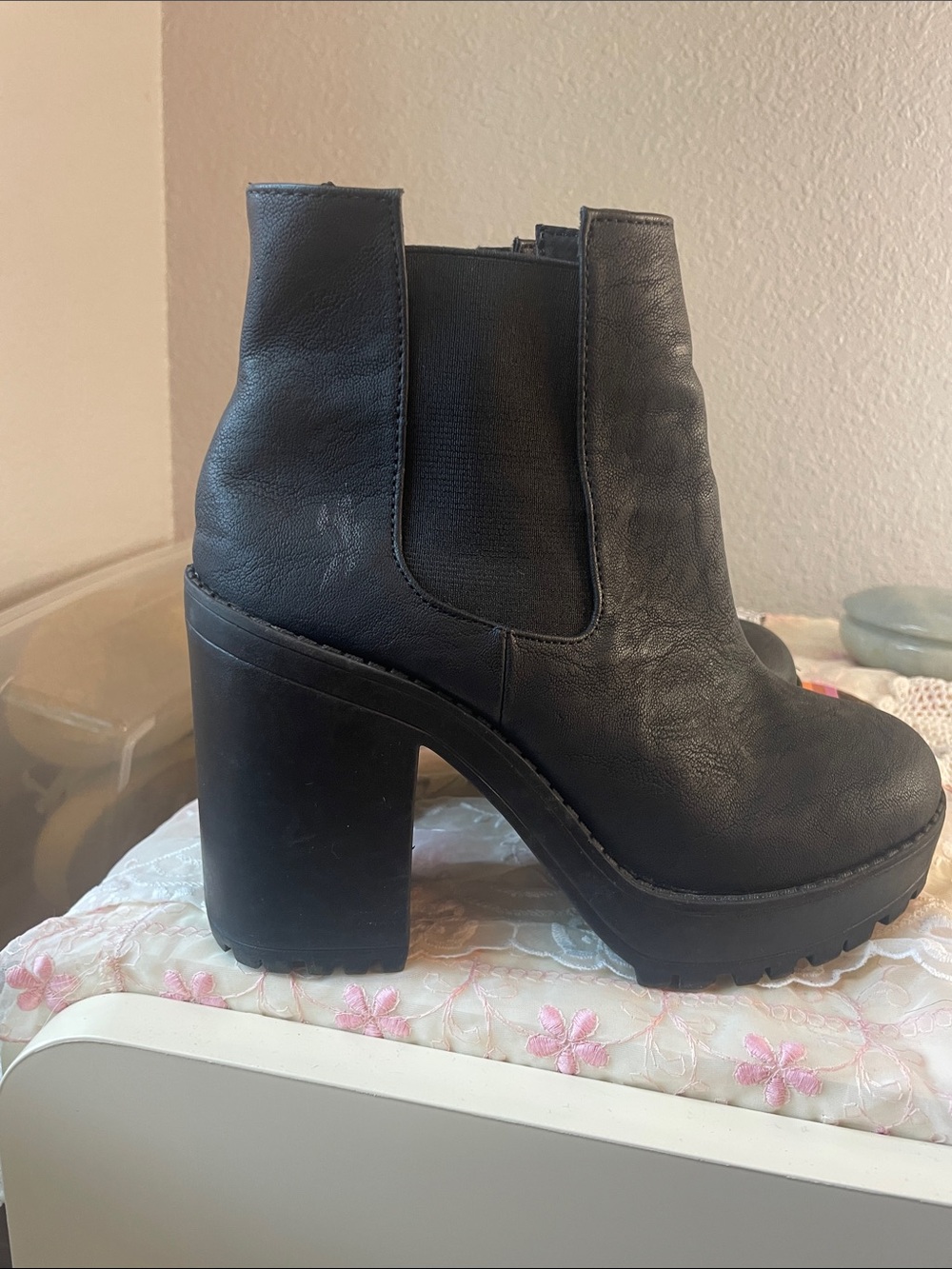 Black Platform Block Heel Chelsea Boot - Women